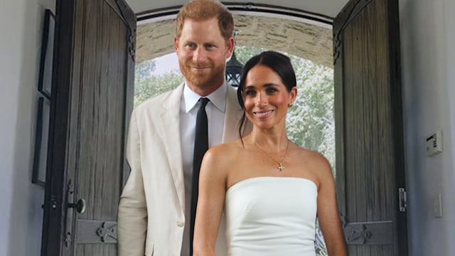 harry-meghan-front-doors