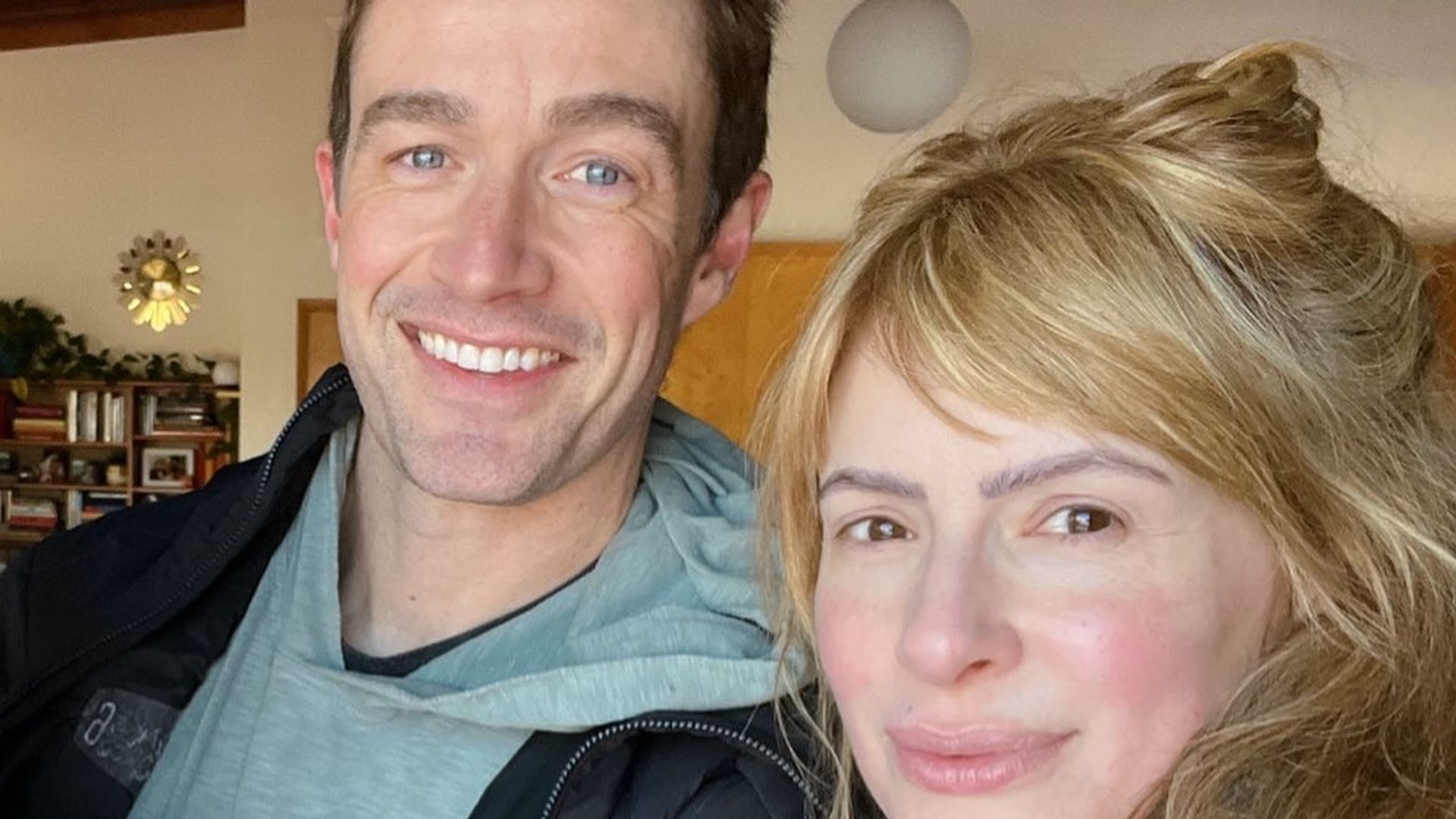 Robert Buckley and Jenny Wade