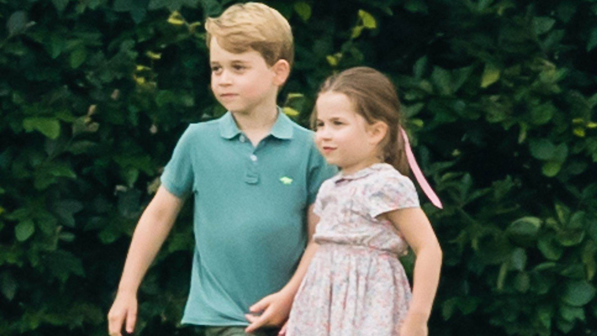 prince george and princess charlotte playing