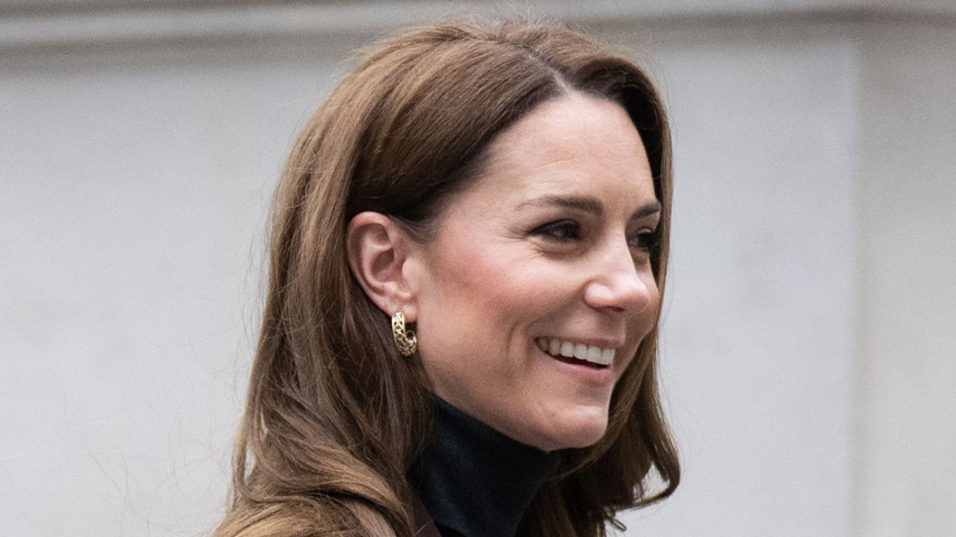 Princess Kate oozes sophistication in sumptuous fitted jacket with bombshell hair