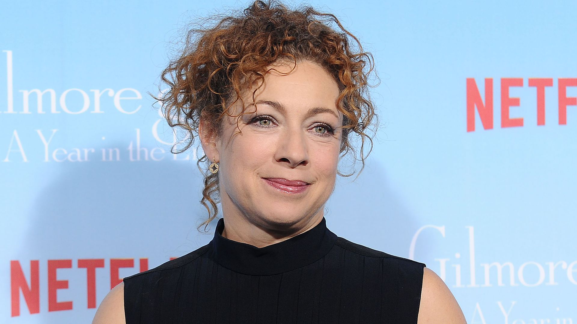 Oncology surgeon issues warning on the 'abnormal' cancer symptom Alex Kingston mistook for ageing