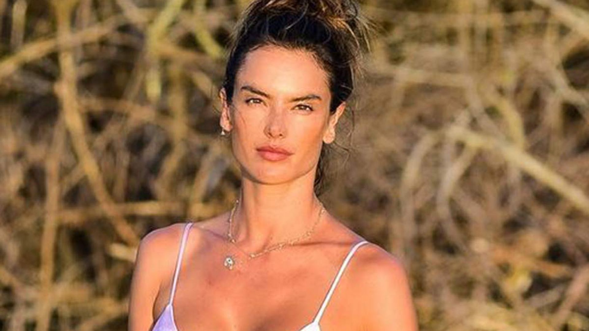 This Is How Victoria's Secret Models Get Incredible Cleavage In Bikinis