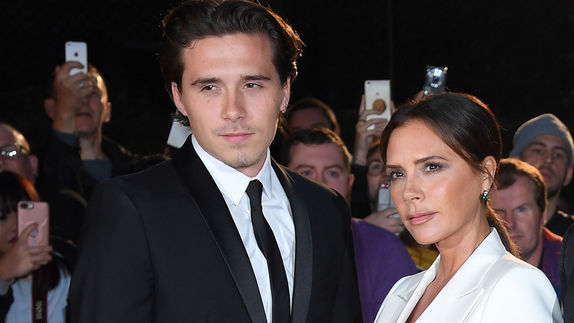 victoria beckham sweet message so brooklyn after new nicola interview