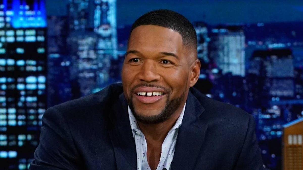 Michael Strahan steps away from GMA to receive history-making but ...