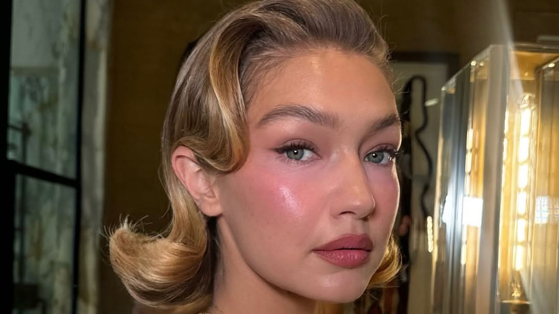 Gigi Hadid’s bob is so Marilyn Monroe coded and we’re obsessed