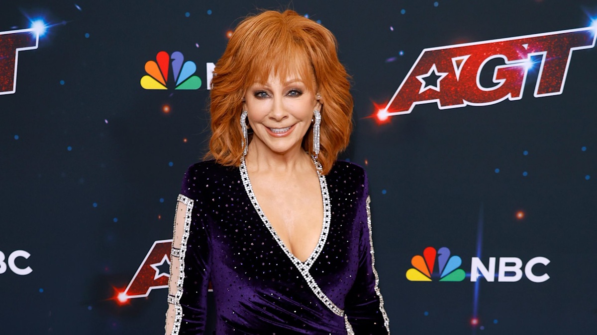 Reba McEntire 'thankful and grateful' as she shares update of life with boyfriend Rex Linn