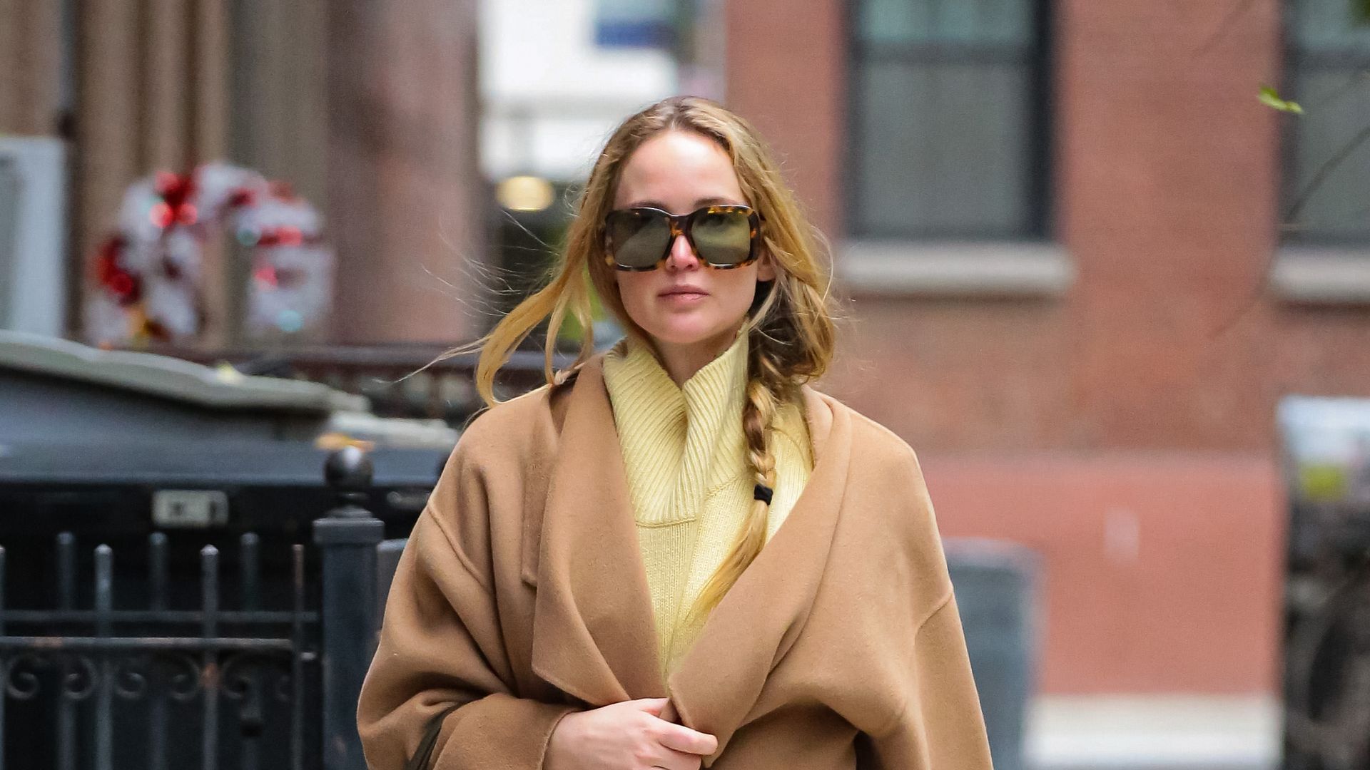 Jennifer Lawrence nails quiet luxury in chic trench coat while stepping out in New York City