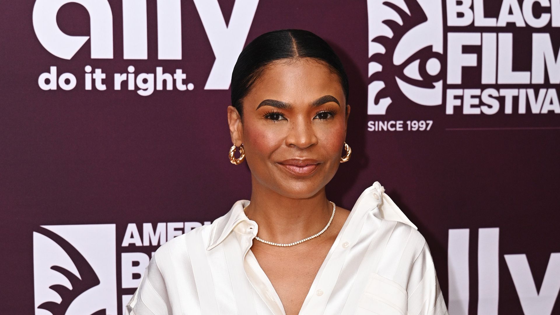 nia long white outfit