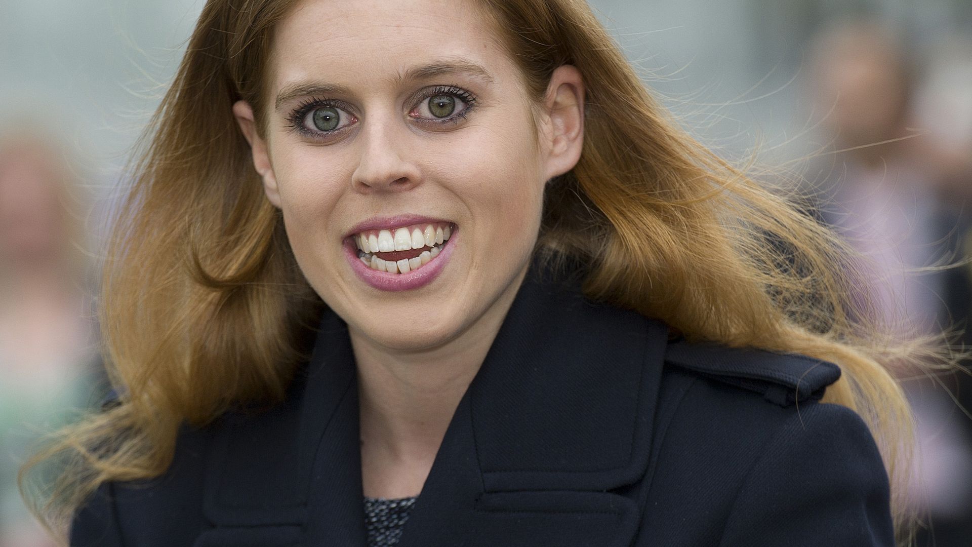 princess beatrice at the chelsea flower show