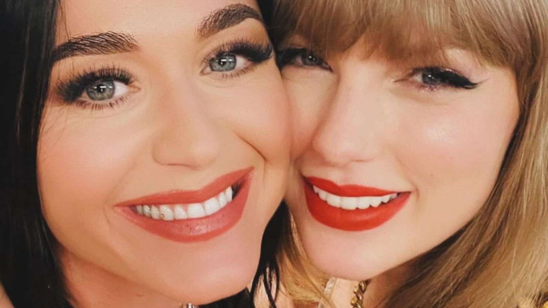 Taylor Swift's close-up selfie sparks reaction as she poses with Katy Perry - proving there's bad blood
