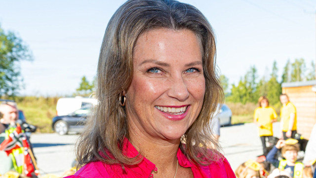 Princess Martha Louise in a pink dress