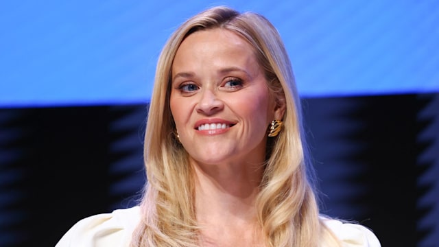 reese witherspoon white dress