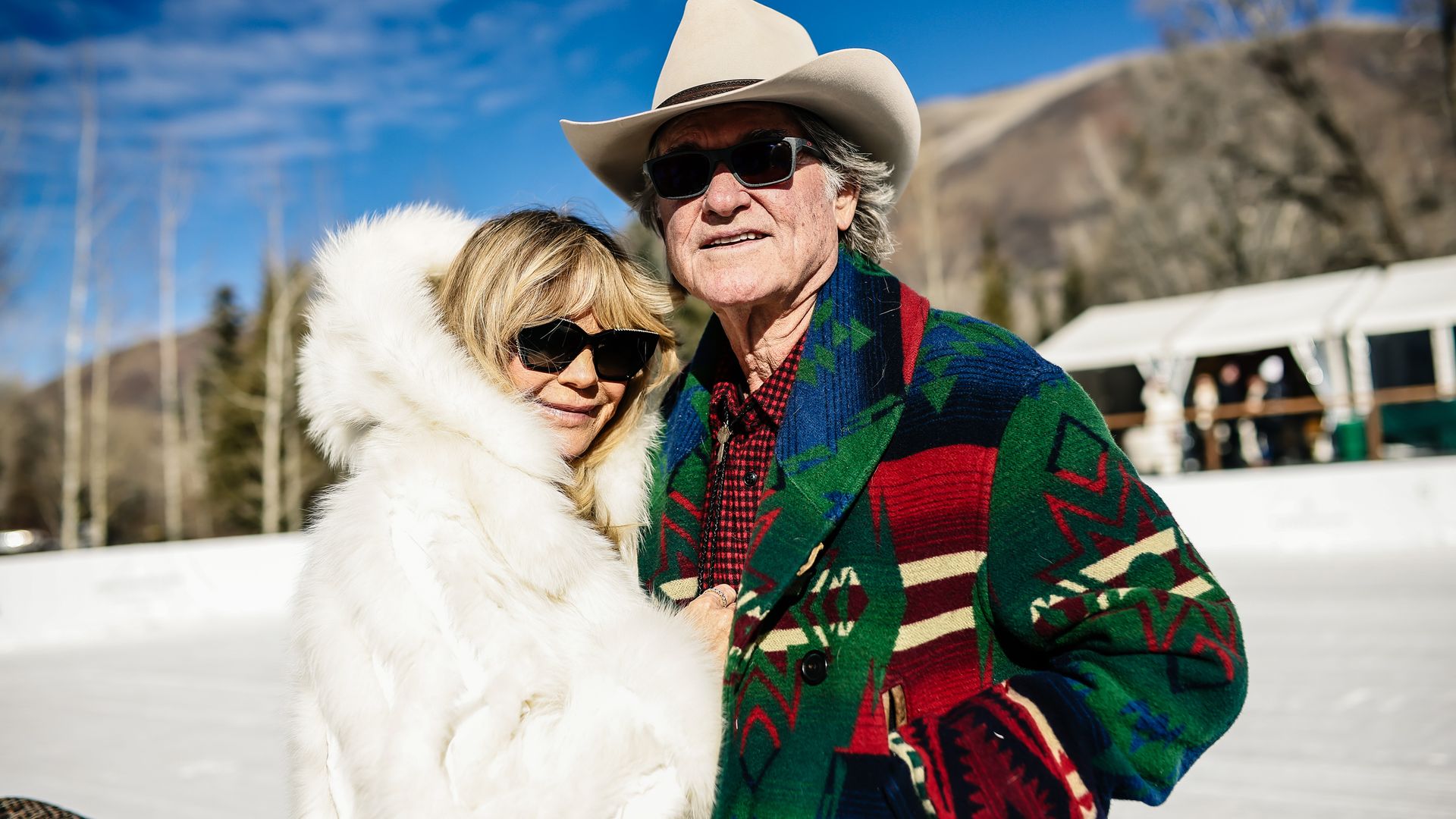 Goldie Hawn and Kurt Russell in Aspen 