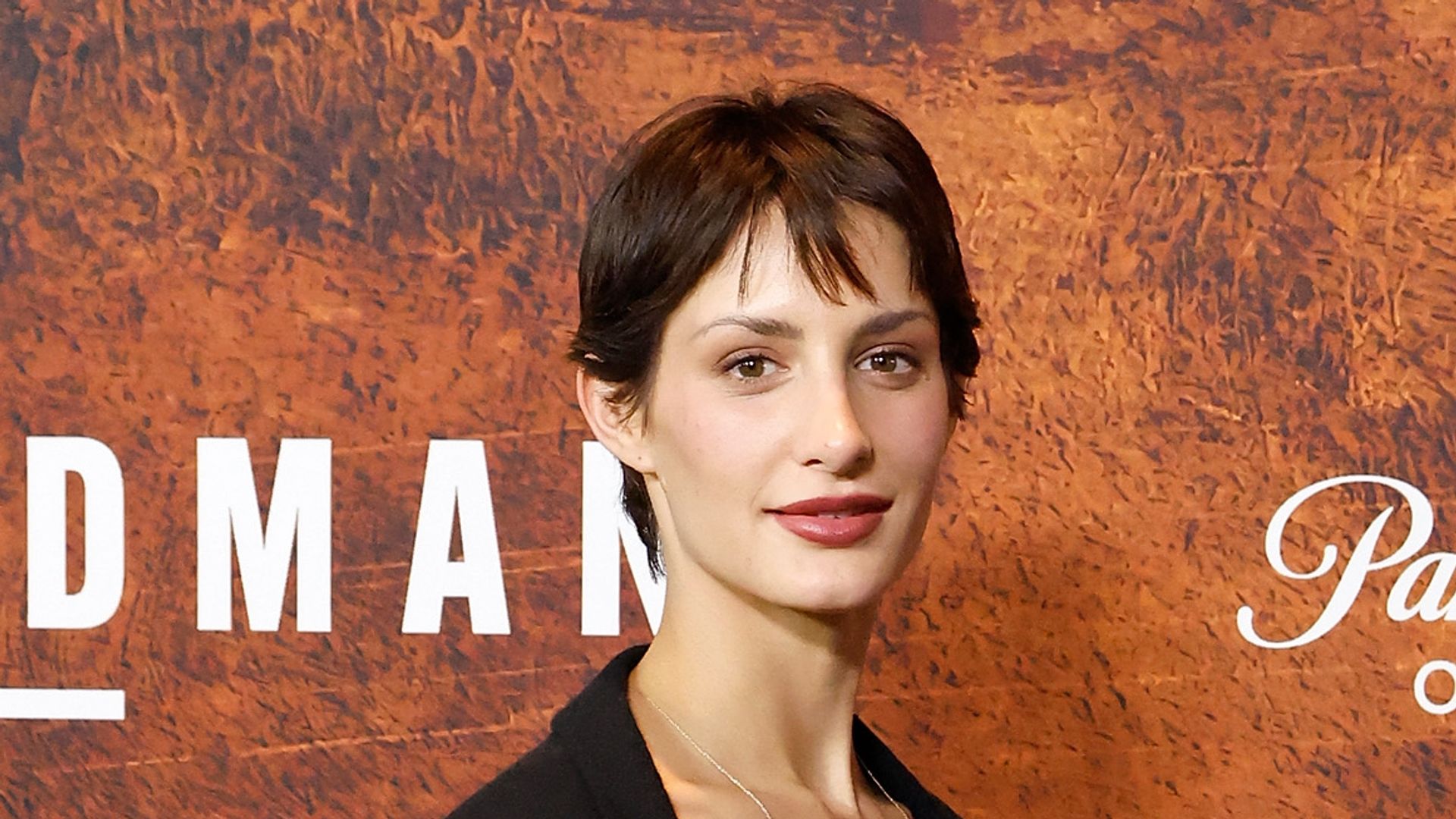 Tim McGraw and Faith Hill's daughter Audrey poses in string bikini photo from return to TV