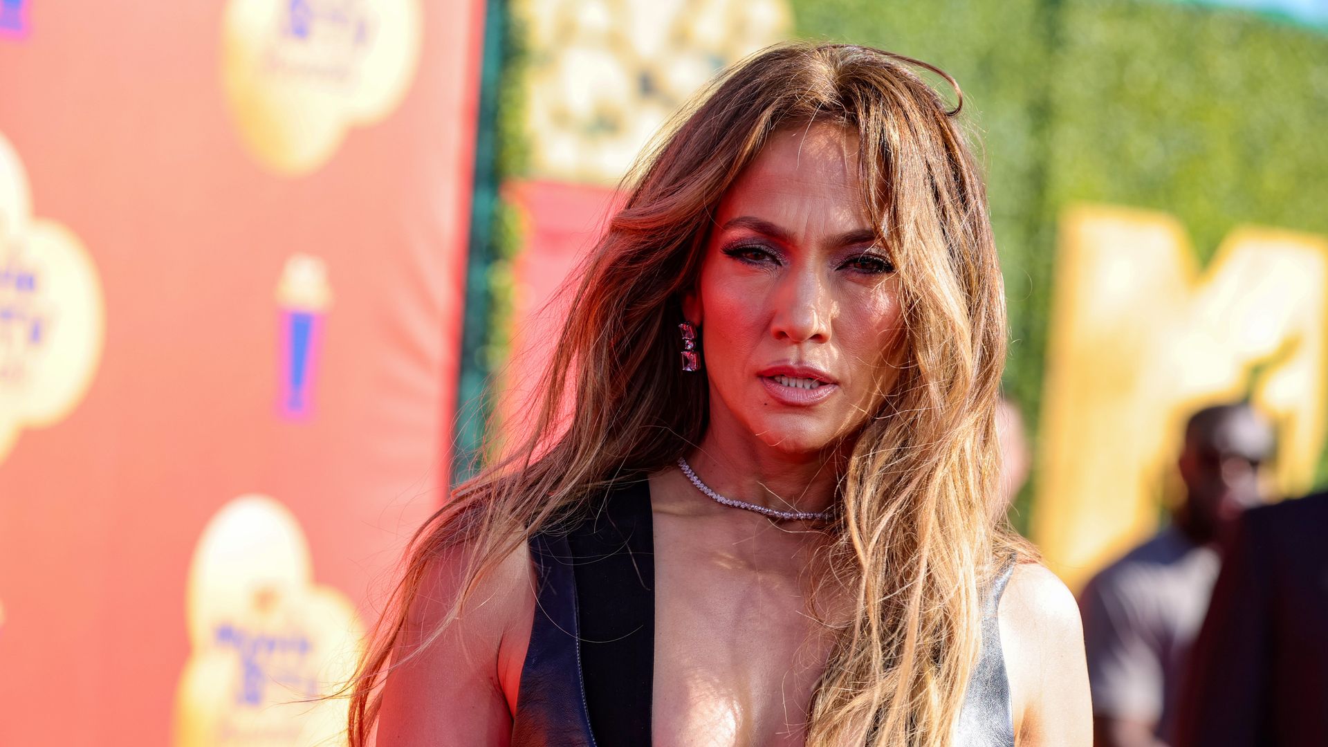 Jennifer Lopez attends the 2022 MTV Movie & TV Awards at Barker Hangar on June 05, 2022 in Santa Monica, California.