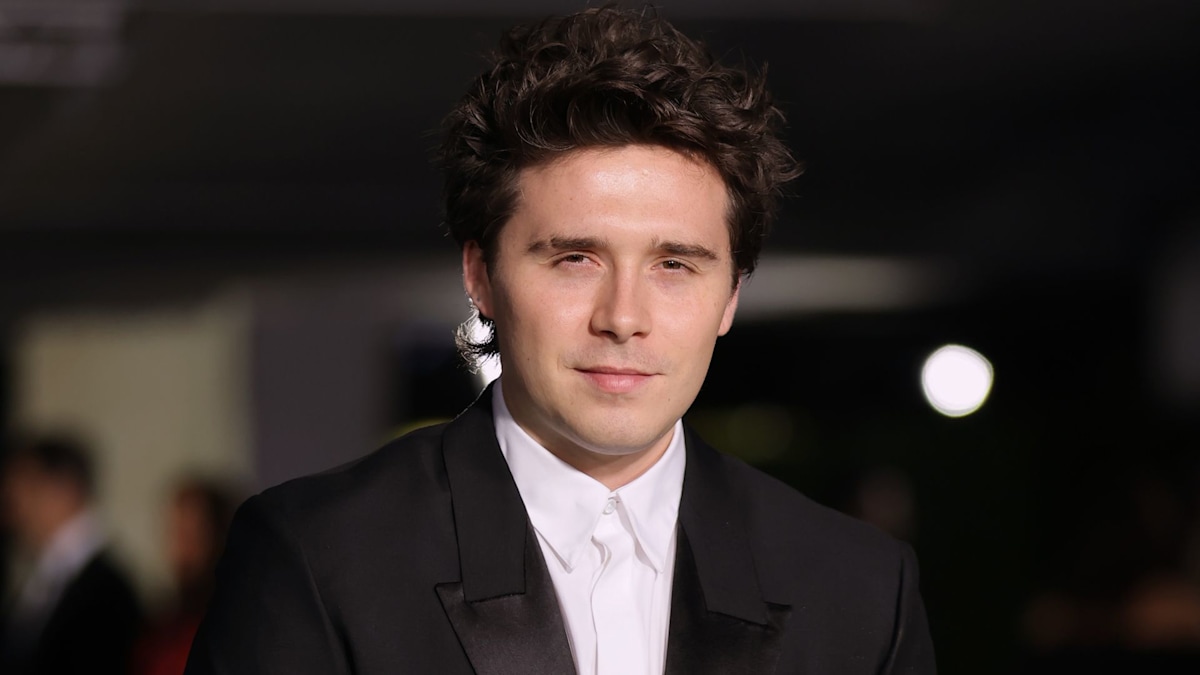 Brooklyn Beckham sets record straight on career change after seriously ...