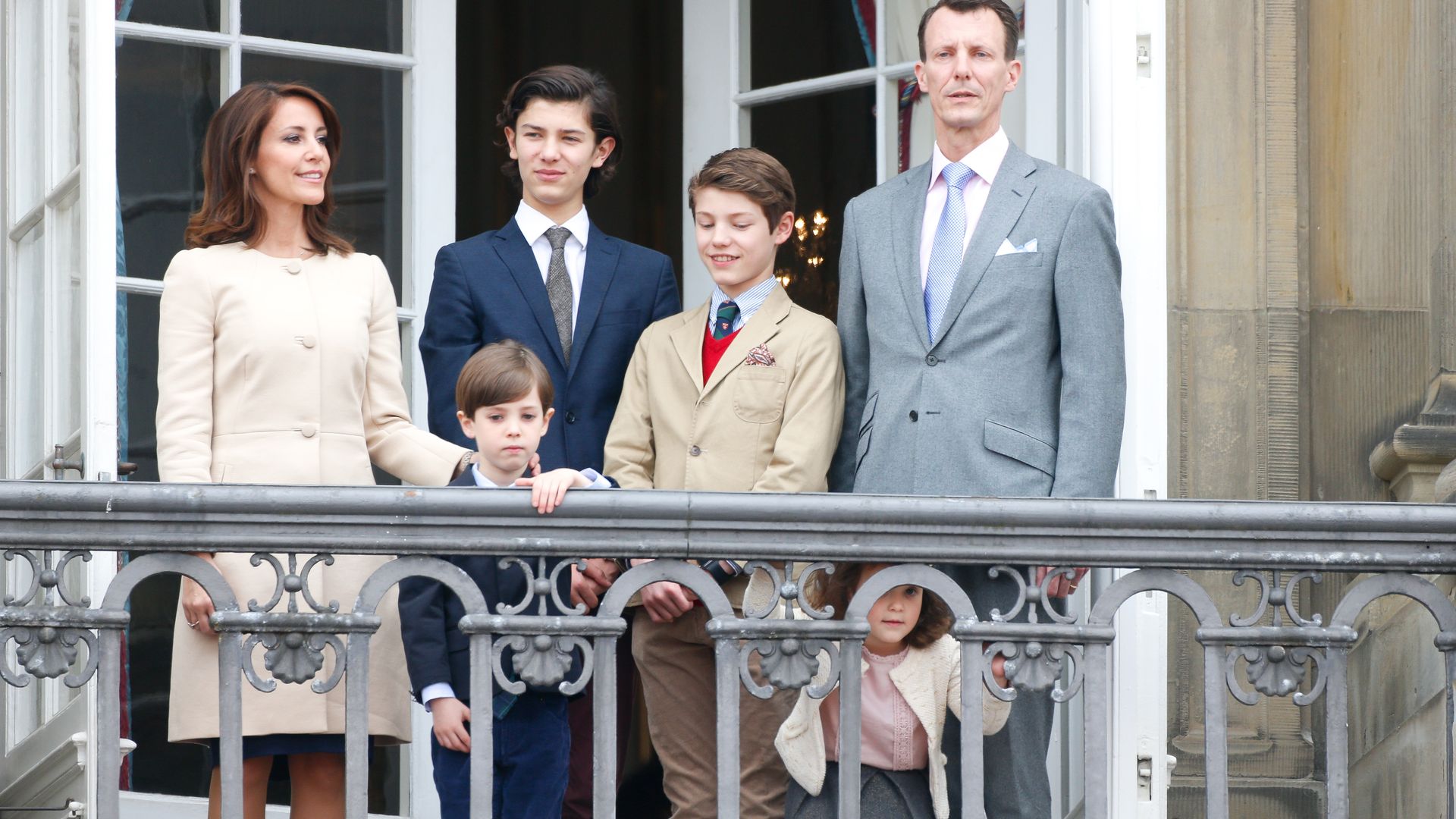 prince joachim of denmark on balcony with children 