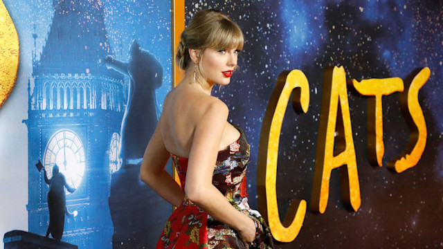 Taylor Swift attends the world premiere of "Cats" at Alice Tully Hall, Lincoln Center on December 16, 2019 in New York City