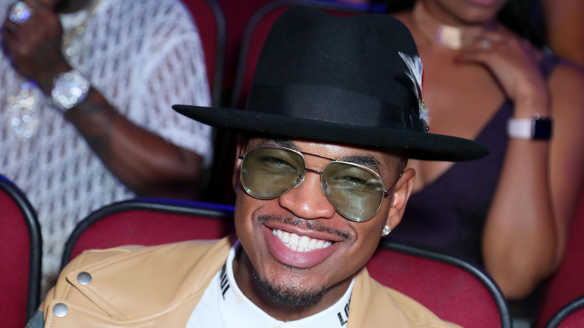 Meet Ne-Yo’s 4 girlfriends — plus all the singer has said about his polyamorous relationship