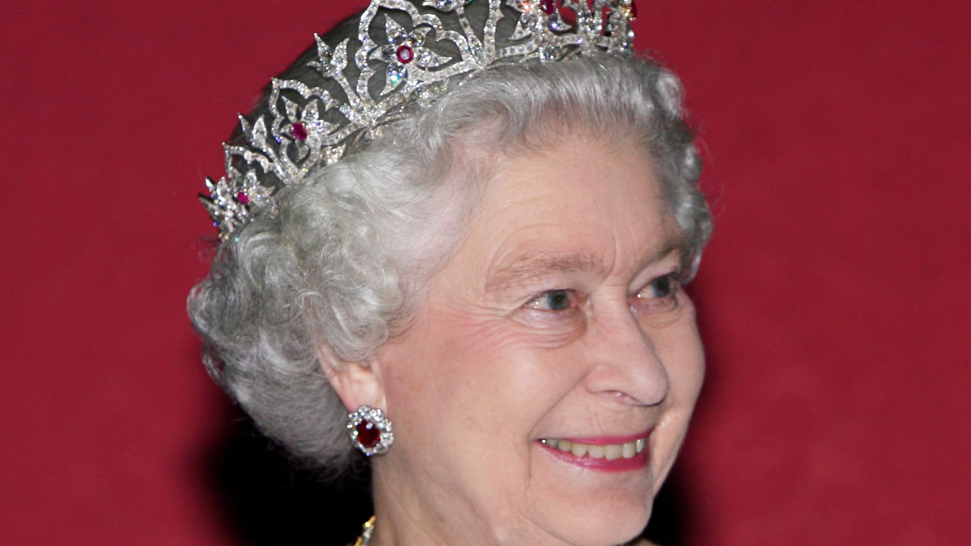 Queen wearing the Oriental Circlet tiara