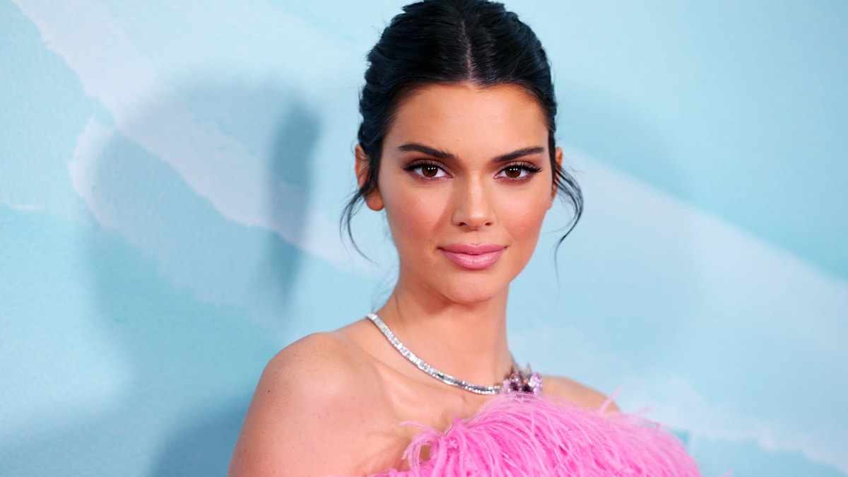 Kendall Jenner loves this affordable drugstore foundation – and now it’s trending