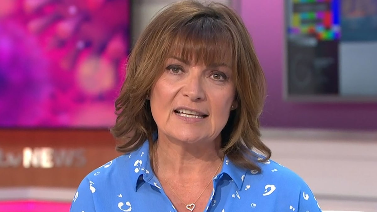 Lorraine Kelly shares heartbreaking news live on air | HELLO!