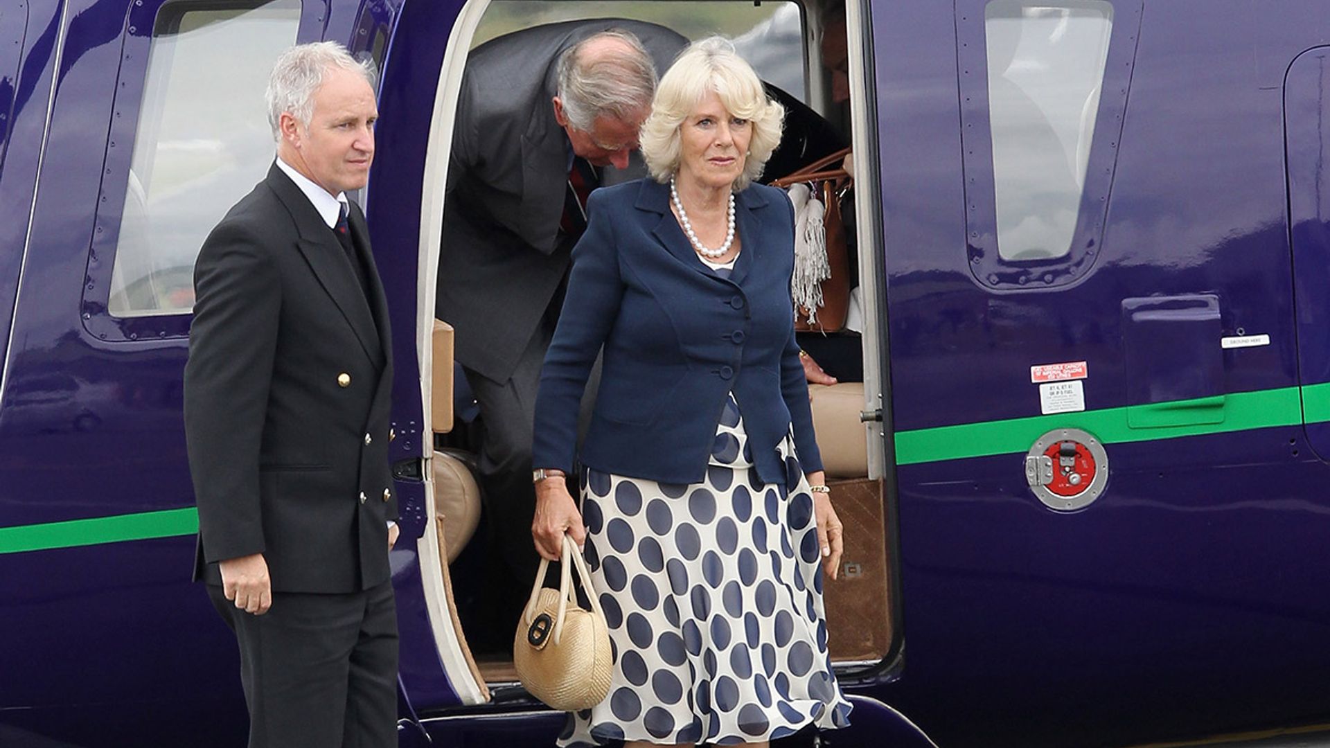 camilla helicopter