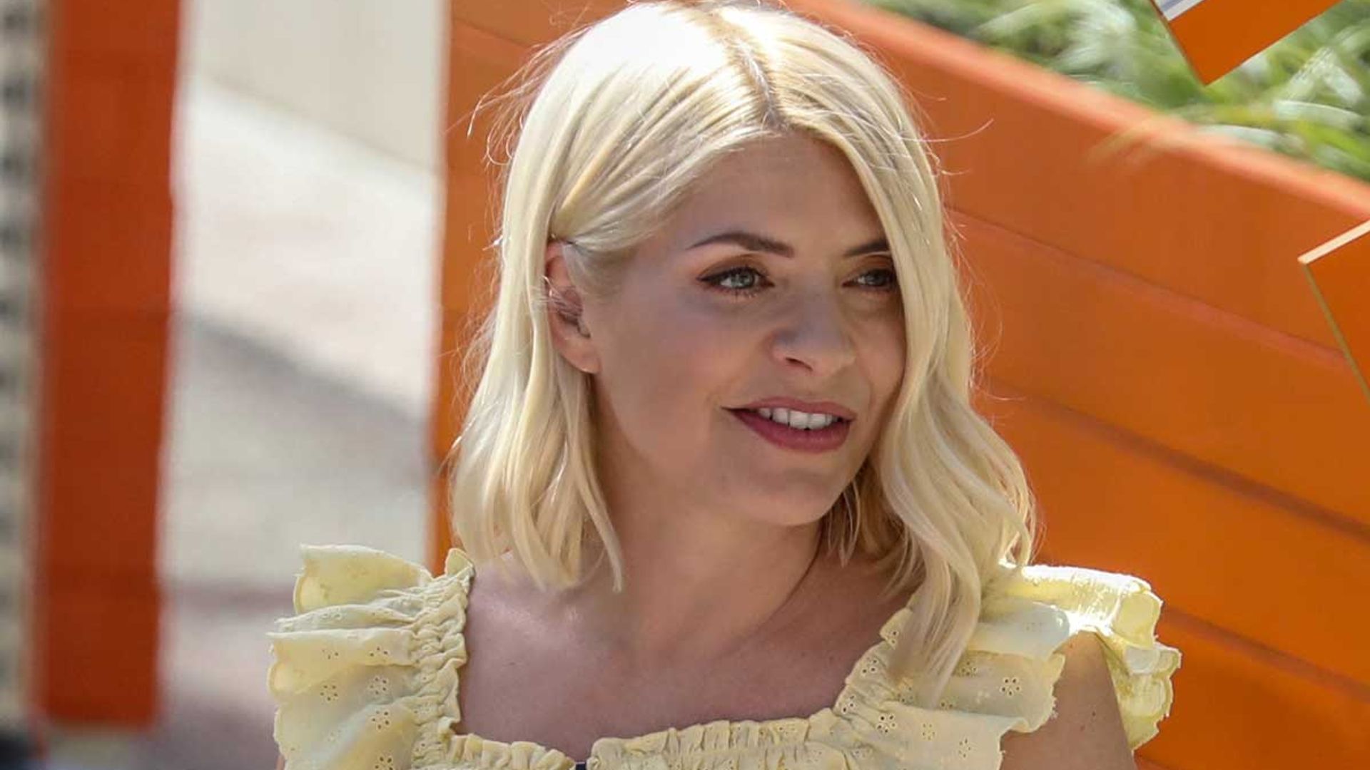 holly willoughby lip filler