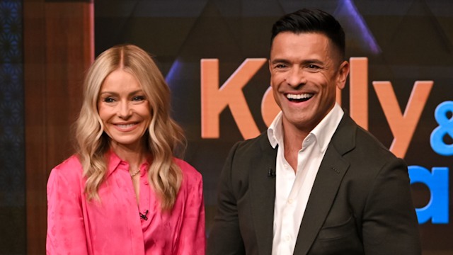 Kelly Ripa and Mark Consuelos co-host "Live with Kelly and Mark" for the last time at 7 Lincoln Square