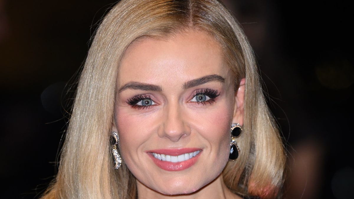 Katherine Jenkins - Biography | HELLO!