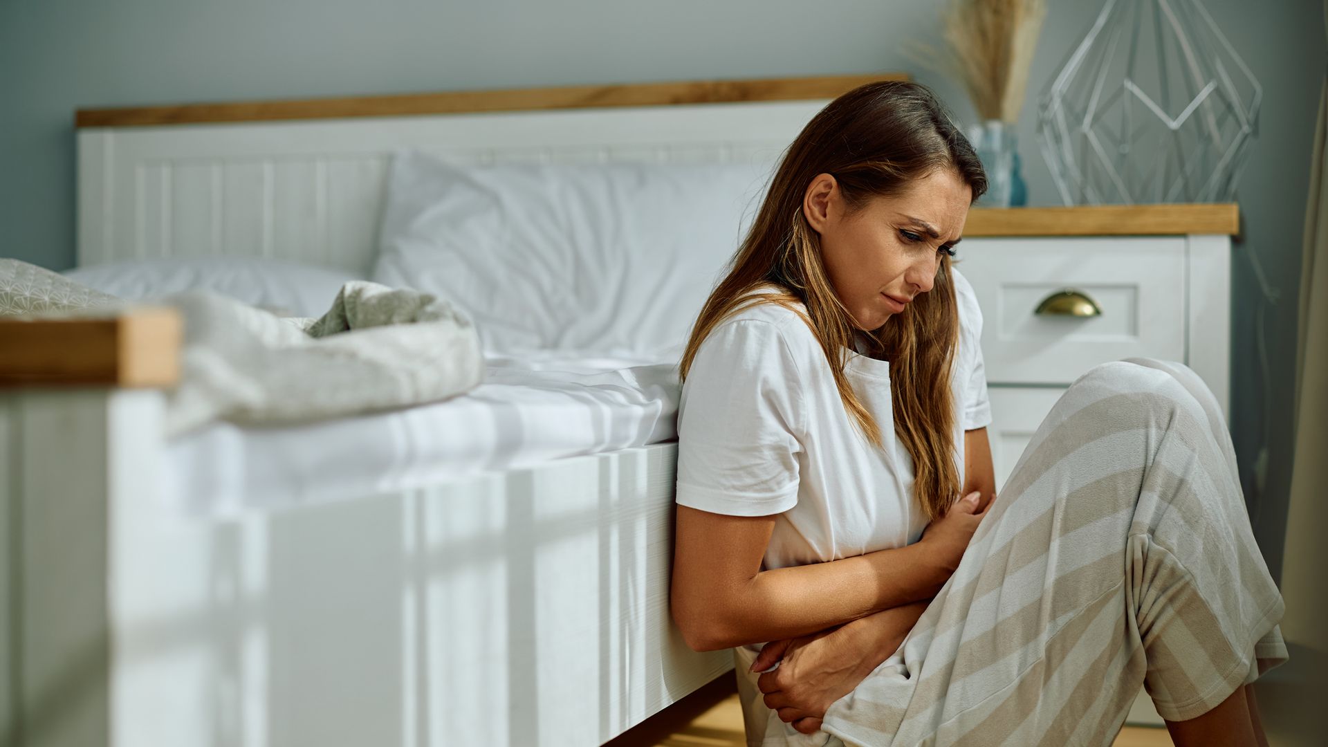 What foods help with PCOS symptoms - and what to avoid at all costs