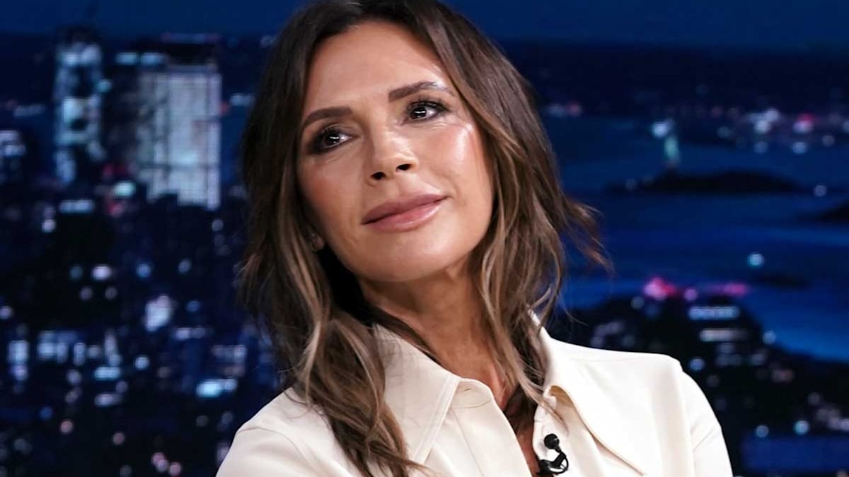 Victoria Beckham's full-body toning workout is loved by daughter Harper ...