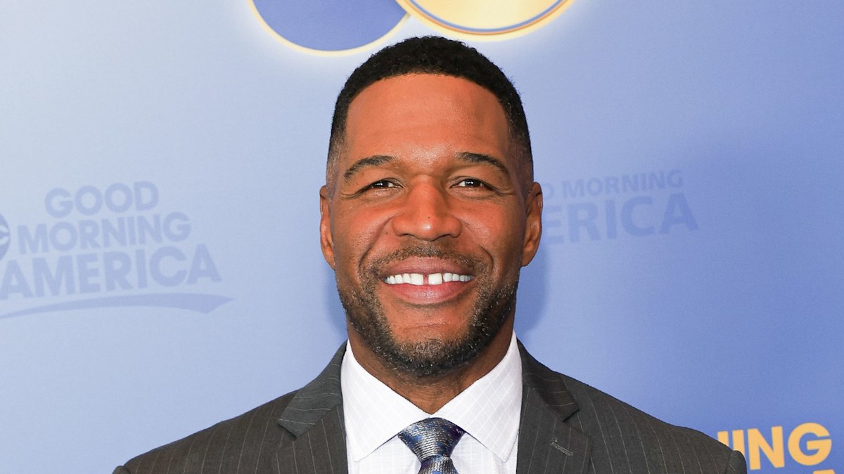 Michael Strahan's bikini-clad model daughter is the picture of health in striking new photos