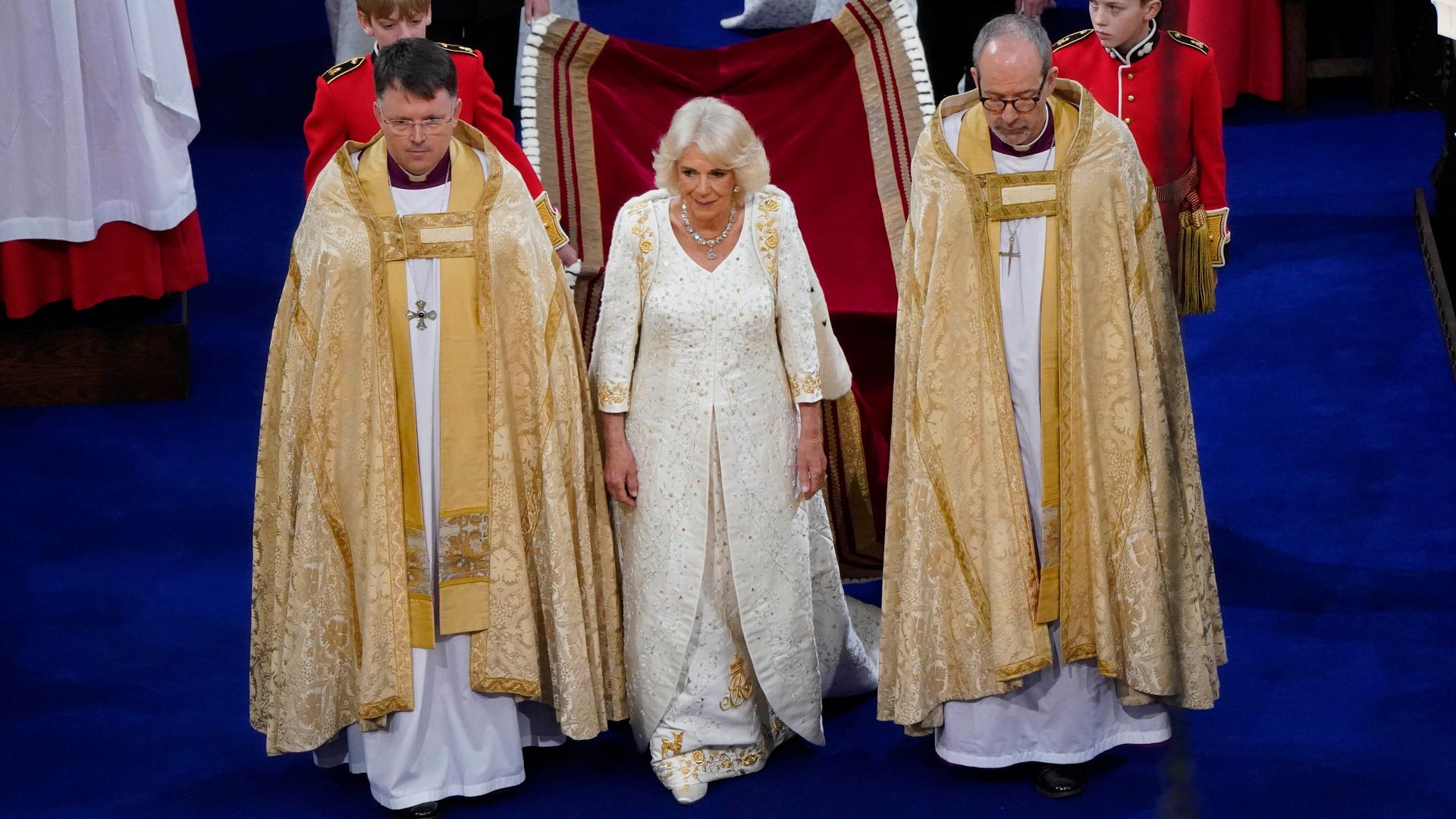 The Queen wore a gown designed by Bruce Oldfield