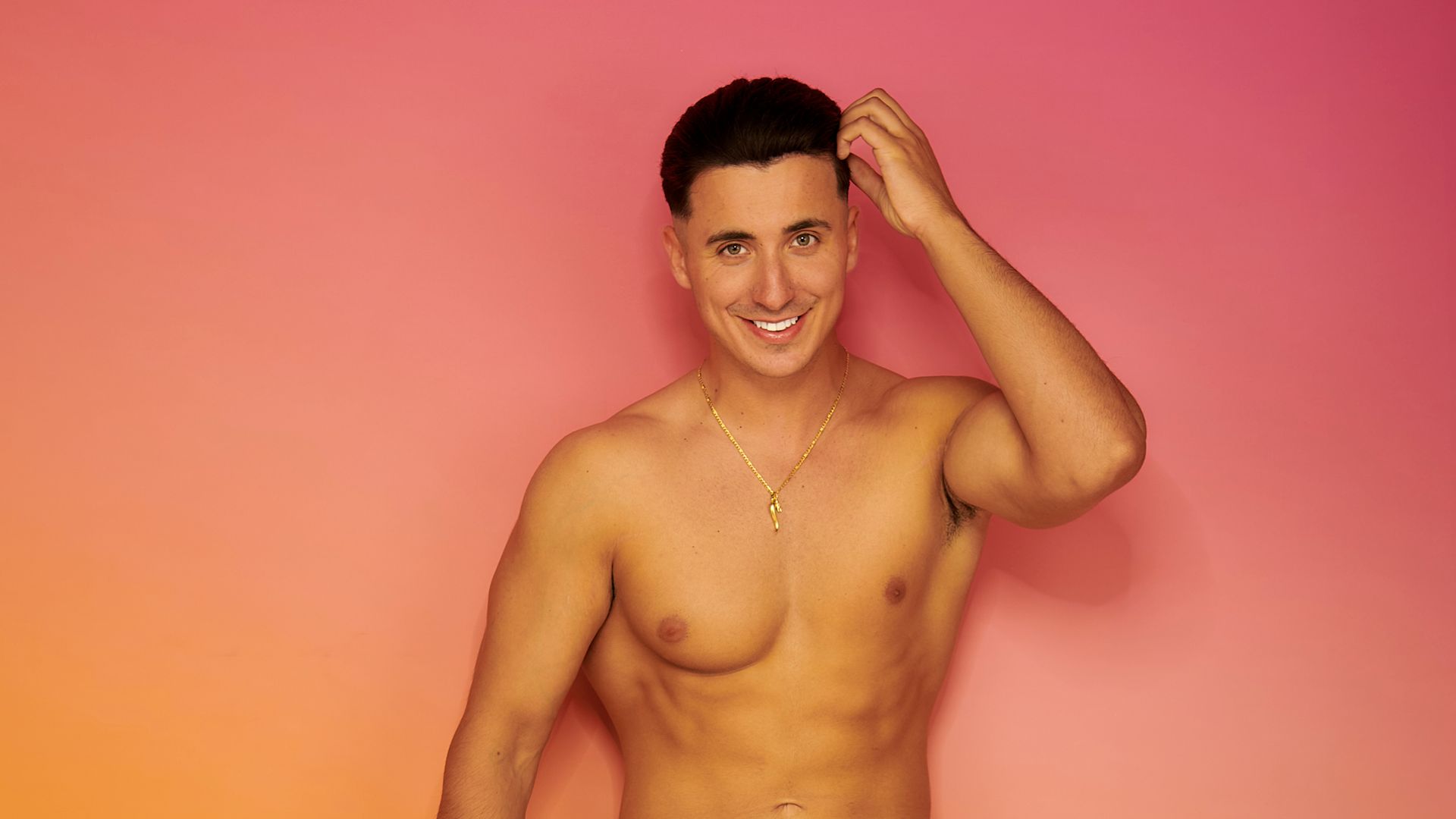 Tommy was one of the OG contestants to enter the villa of season 12                   