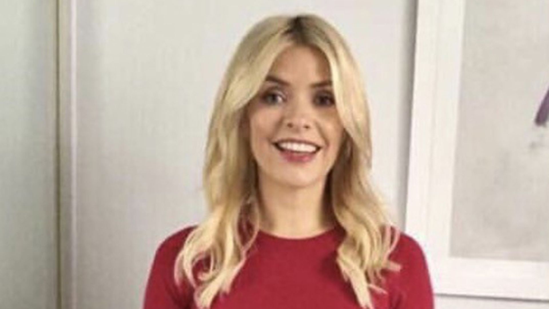 holly willoughby style instagram