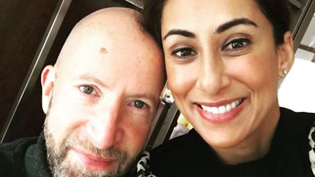 saira khan selfie with husband