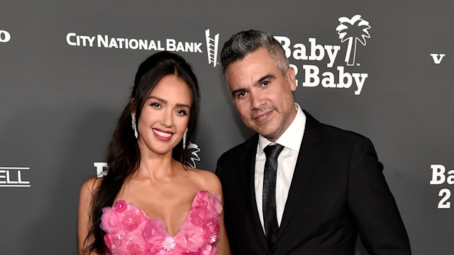 Jessica alba's husband cash warren opens up about 'unique approach' to  raising teenage daughters