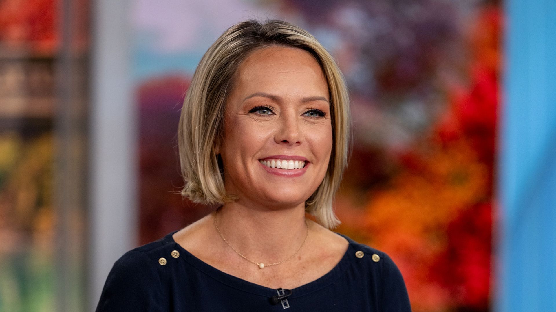 Today’s Dylan Dreyer’s fans distracted by her appearance as she poses in mini skirt in sun-kissed new photo