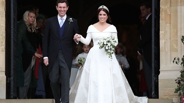 princess eugenie wedding dress