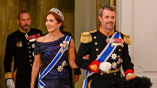 Queen Mary and King Frederik arrive at Icelandic gala dinner