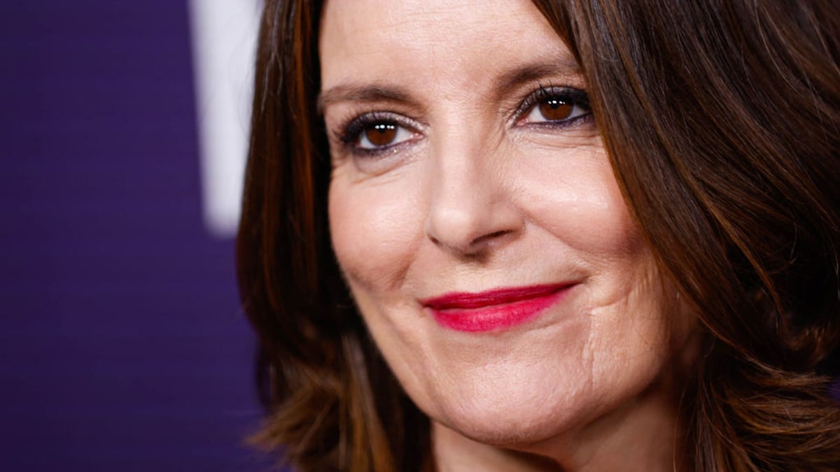 Tina Fey's outfits in The Four Seasons: All the details on her character Kate's chic closet