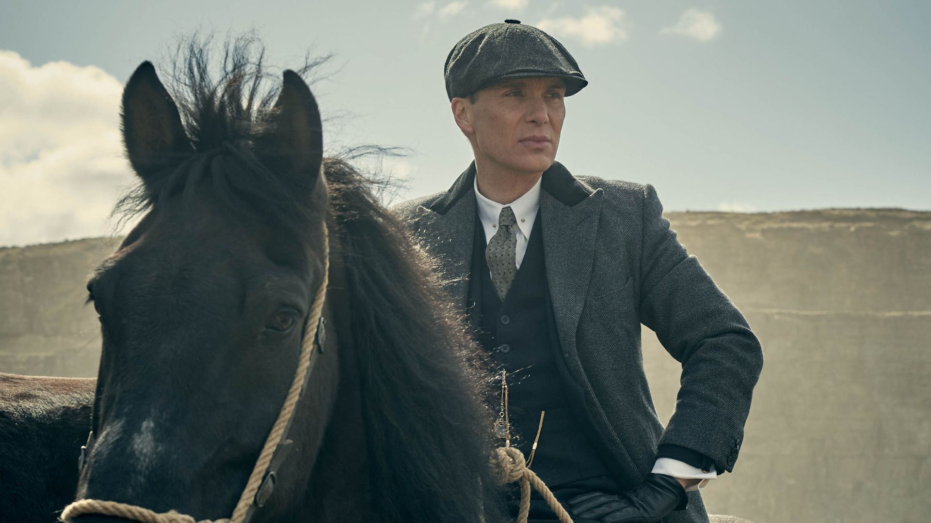  Tommy Shelby (CILLIAN MURPHY)