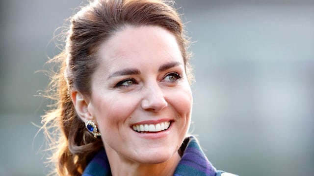 kate middleton gives the queen chutney