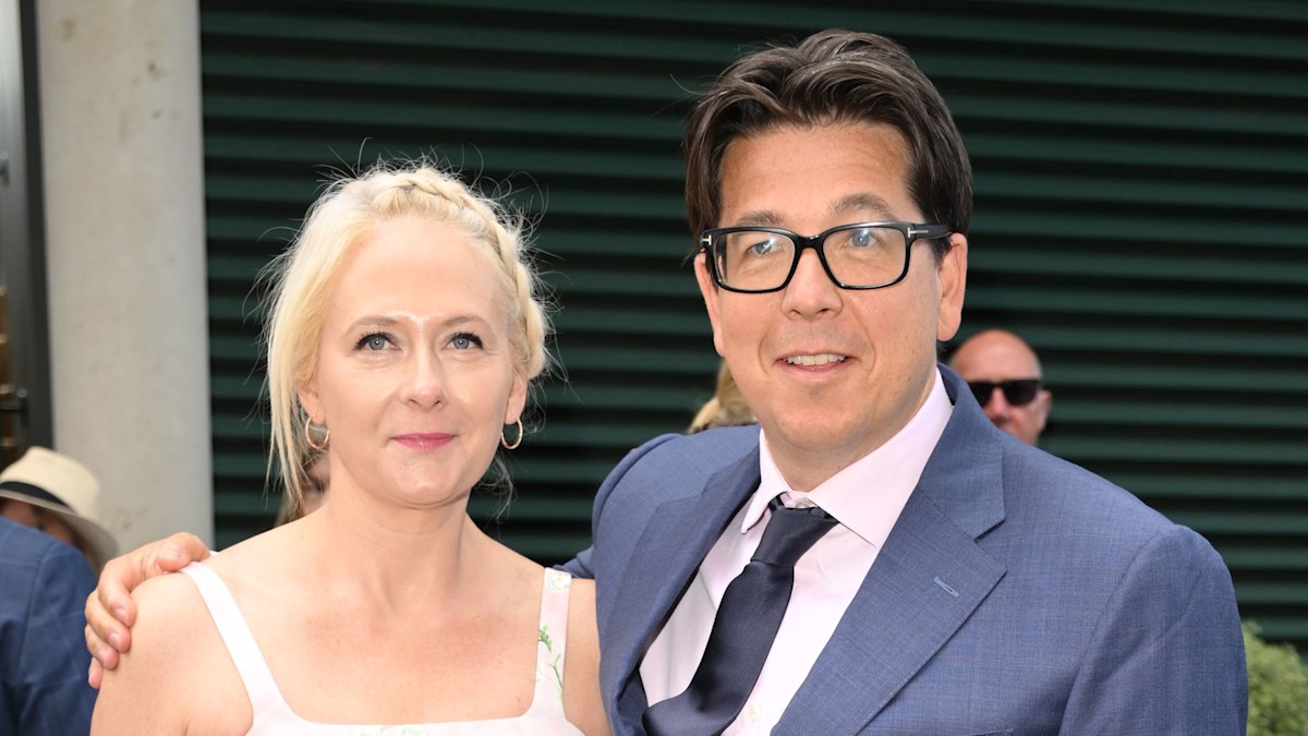 Michael McIntyre enjoys rare outing with aromatherapist wife at Wimbledon