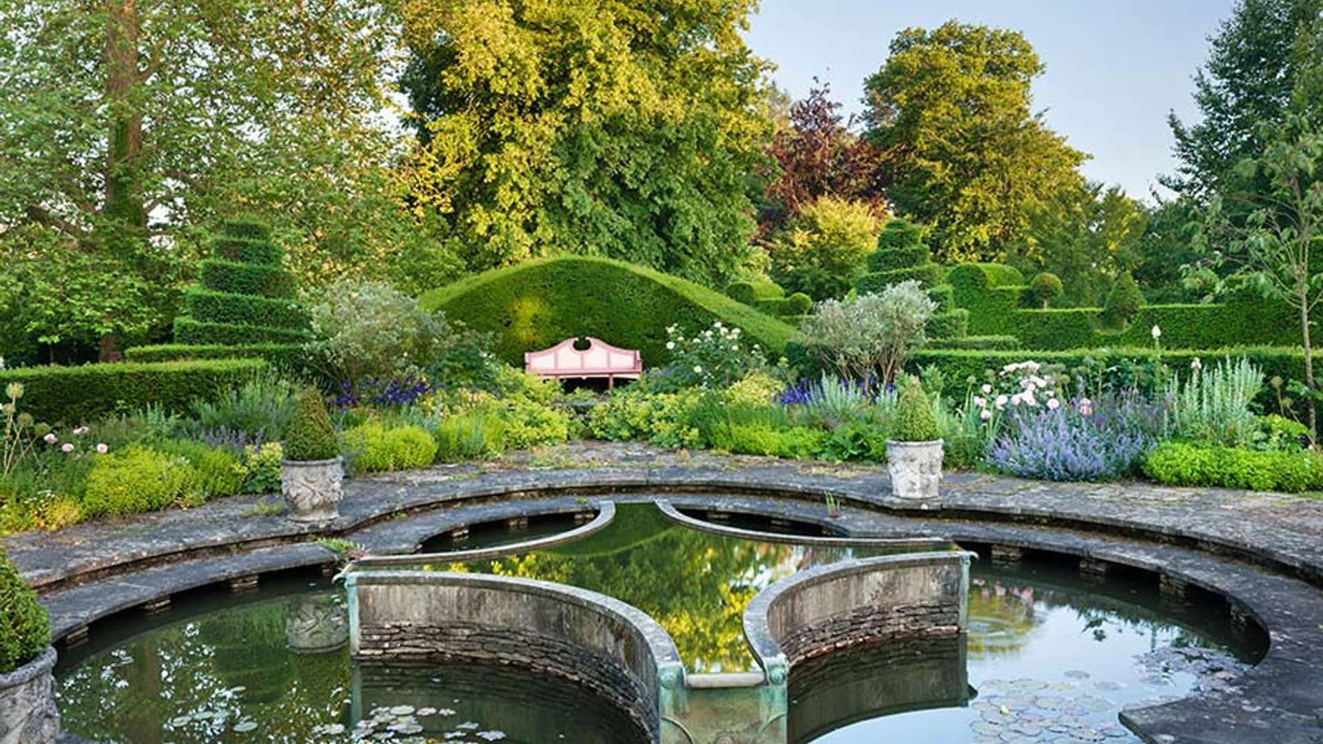 5 highgrove lily pool garden