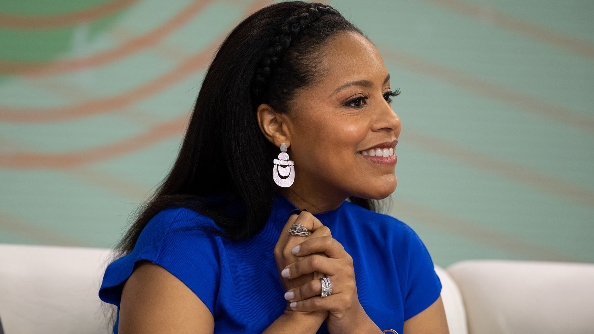How Today honors host Sheinelle Jones every show during difficult time  