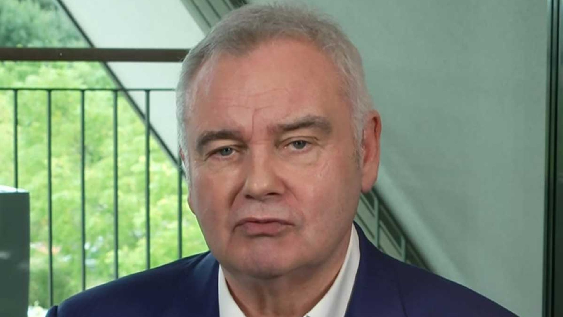 eamonn holmes back