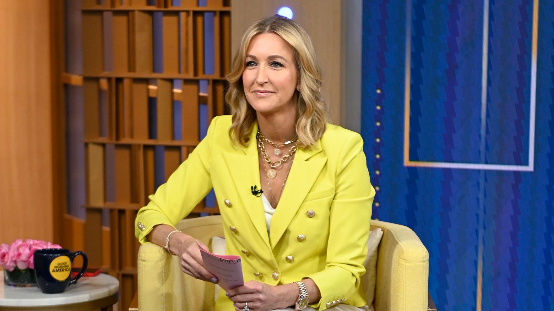 Lara Spencer wears a yellow suit on Good Morning America