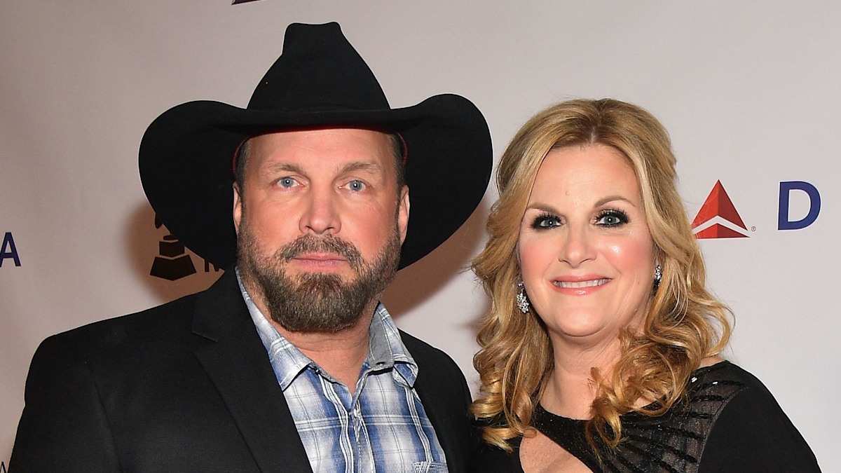 Garth Brooks and Trisha Yearwood surprise fans with their latest ...